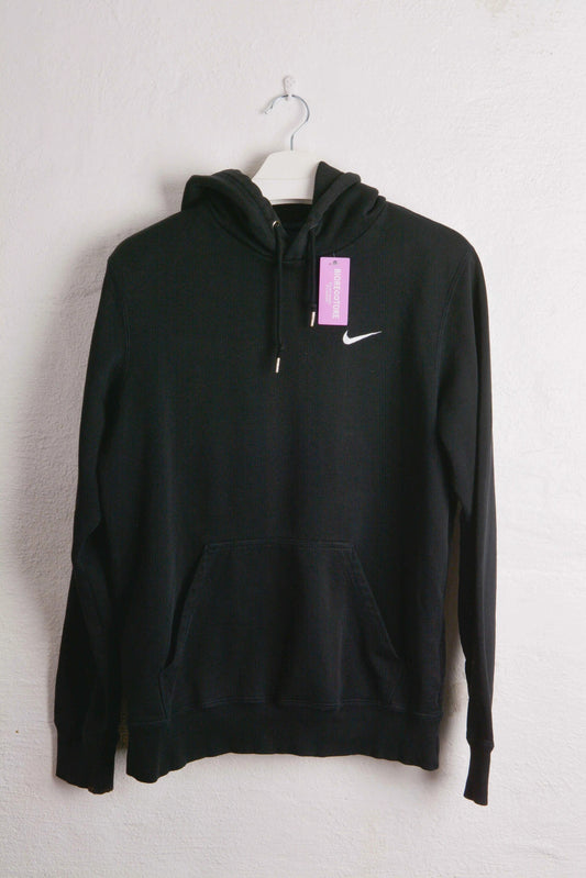 Nike Club Hoodie in Black